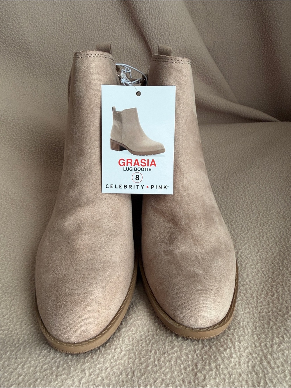 Celebrity Pink Grasia Chelsea Lug Booties in Taupe Beige sz8 P891-902 SS